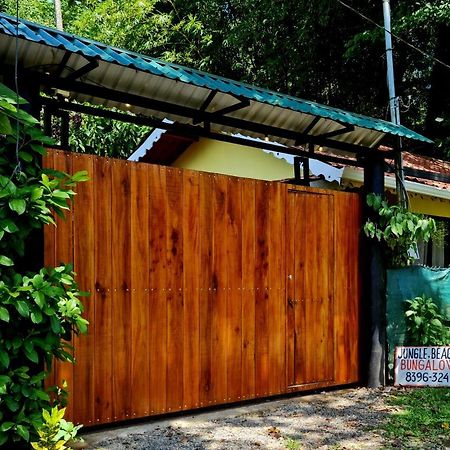 Jungle Beach Bungalow With Ac & Fiber Optic Puerto Viejo de Talamanca Exteriér fotografie